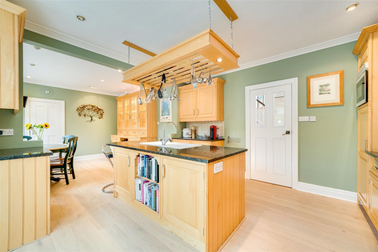 Acacia Park Drive, Apperley Bridge, West Yorkshire, BD10