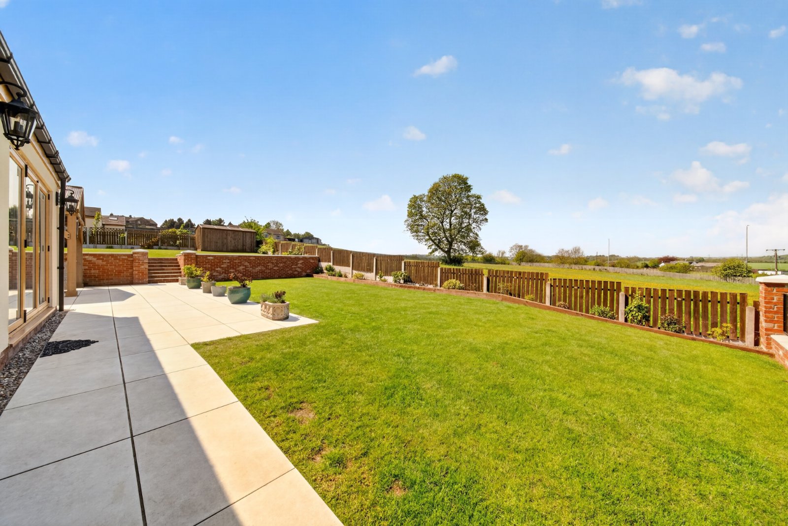 Gildersome Lane, Gildersome, Morley, Leeds, LS27