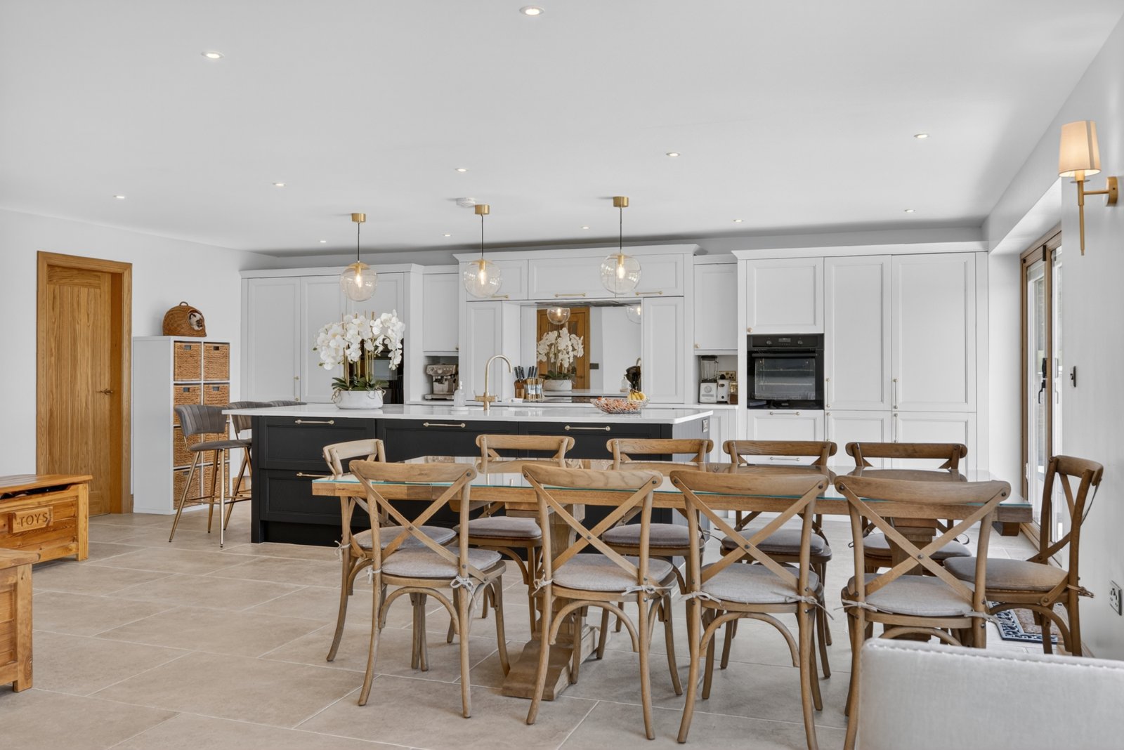Gildersome Lane, Gildersome, Morley, Leeds, LS27
