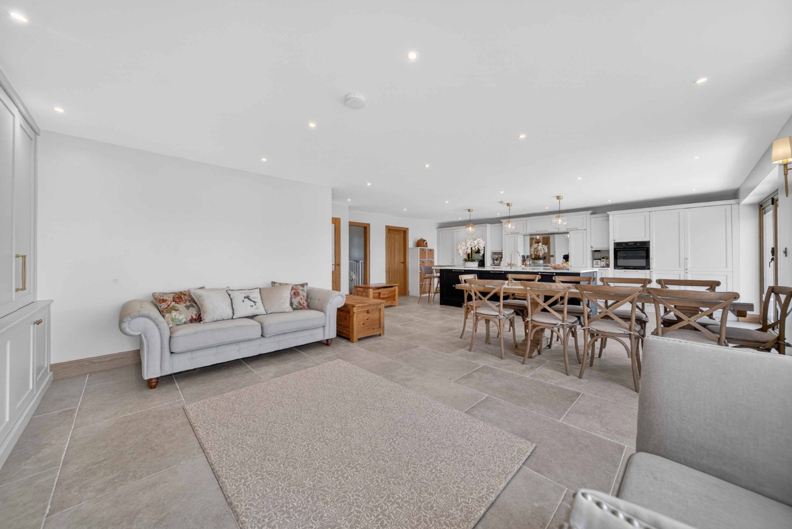 Gildersome Lane, Gildersome, Morley, Leeds, LS27