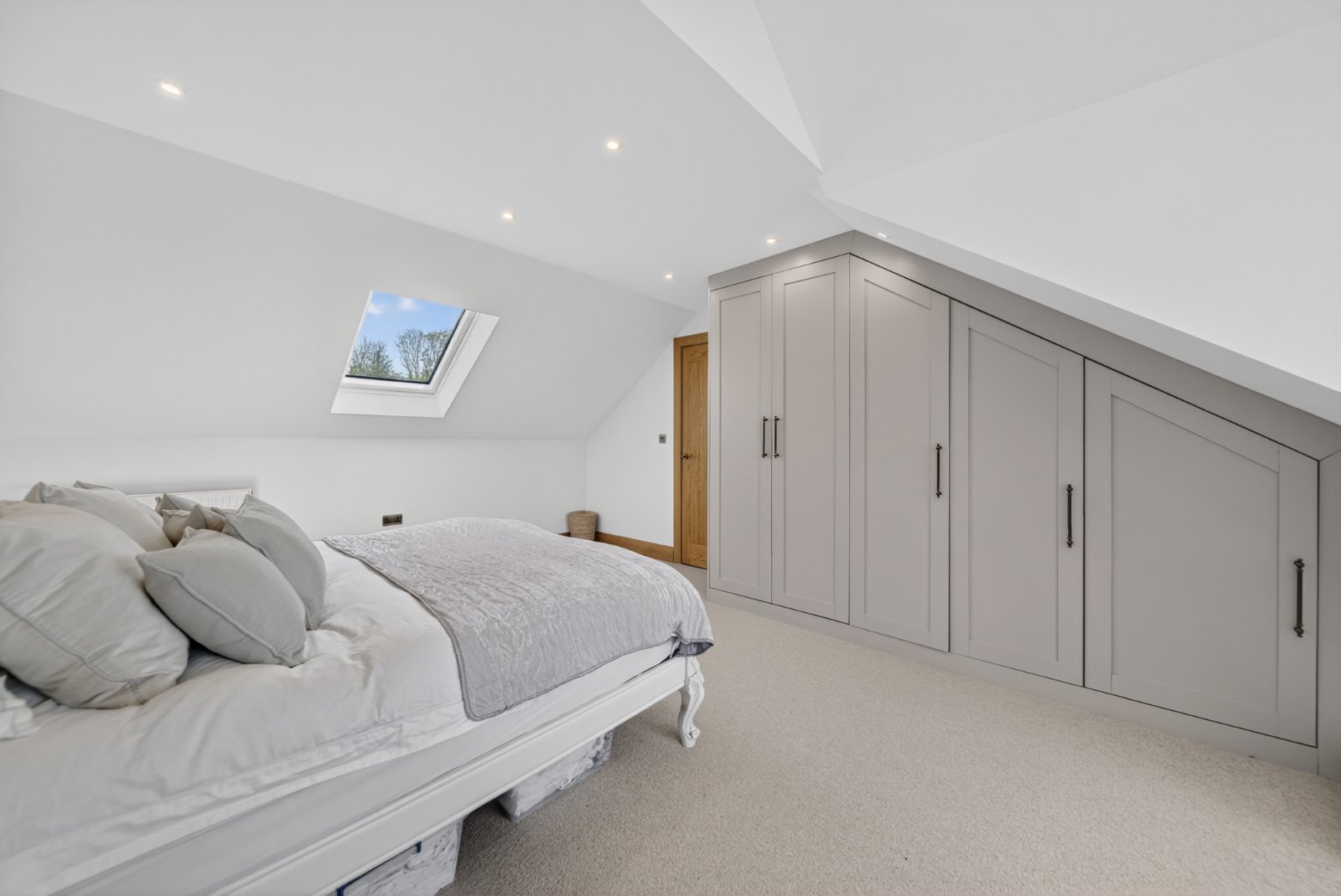 Gildersome Lane, Gildersome, Morley, Leeds, LS27