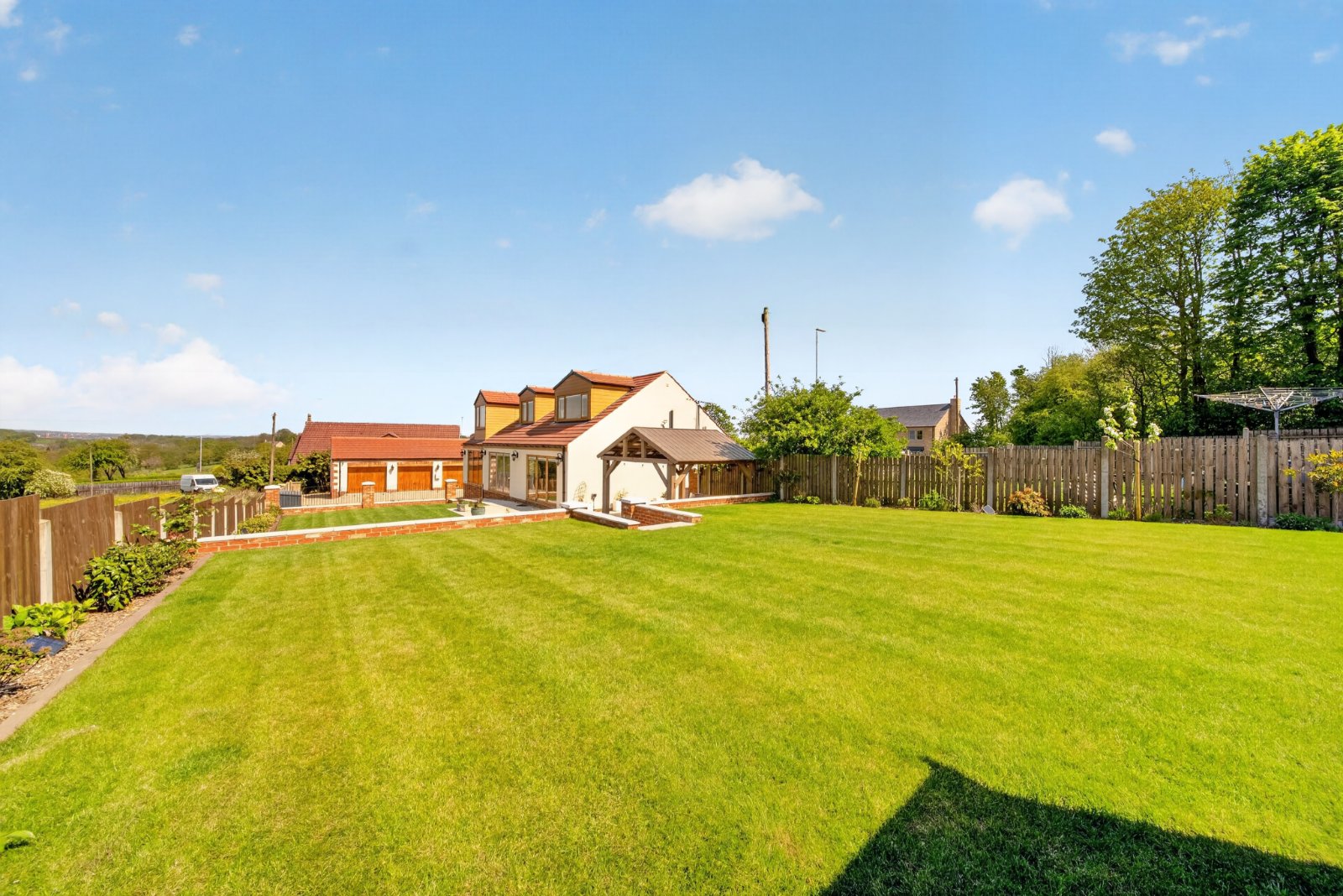 Gildersome Lane, Gildersome, Morley, Leeds, LS27