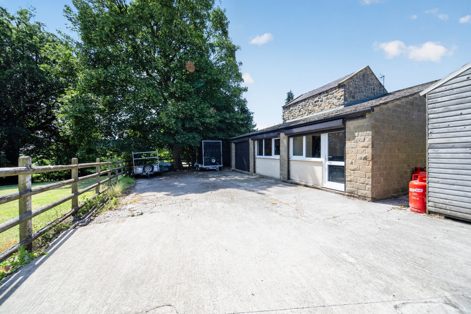 Priesthorpe Lane, Farsley, Pudsey, West Yorkshire, LS28
