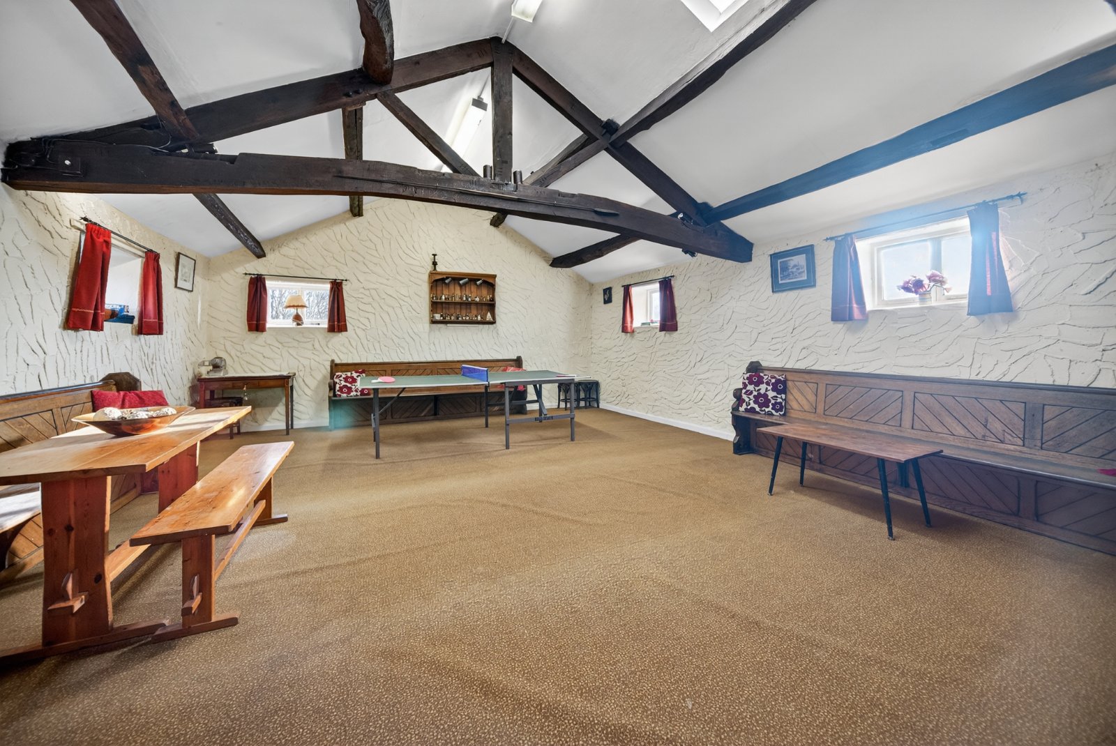 Hough Side Road, Pudsey, West Yorkshire, LS28