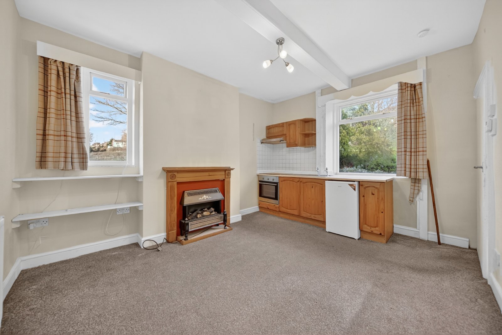 Hough Side Road, Pudsey, West Yorkshire, LS28