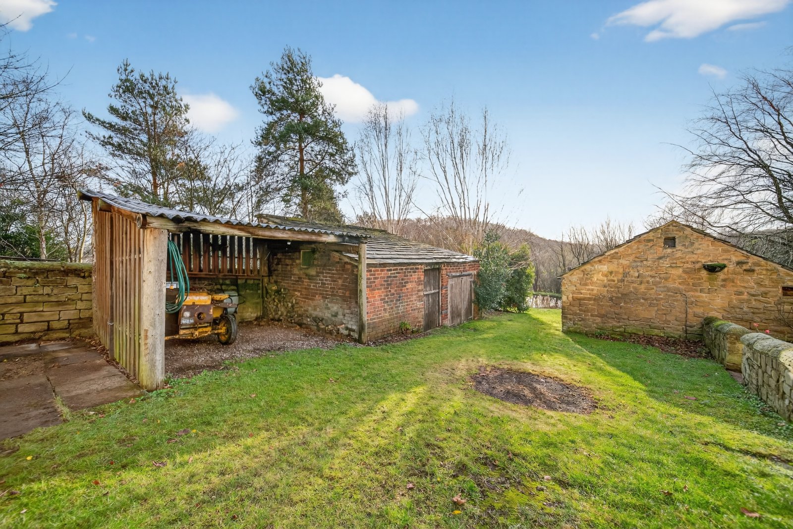 Hough Side Road, Pudsey, West Yorkshire, LS28