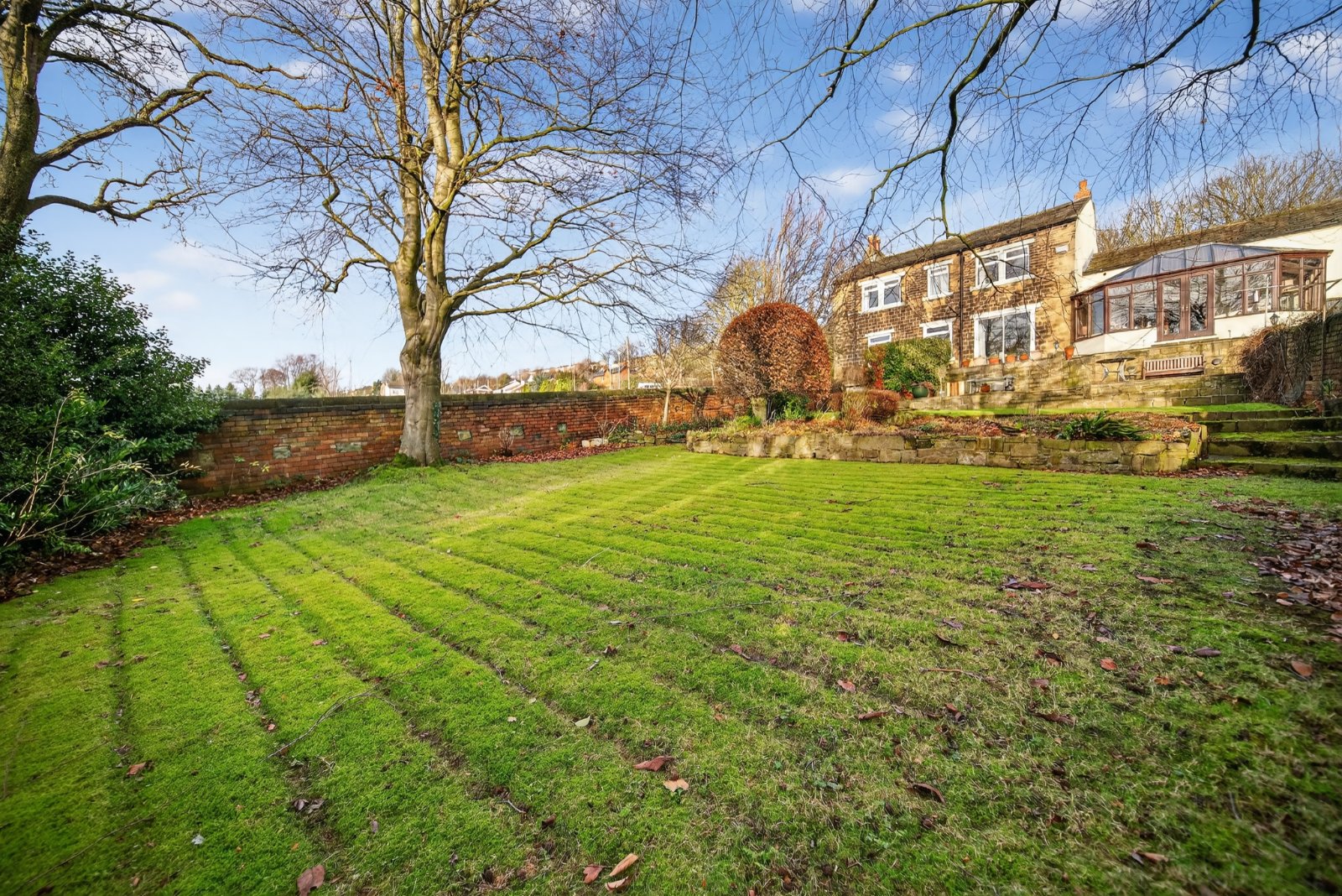 Hough Side Road, Pudsey, West Yorkshire, LS28