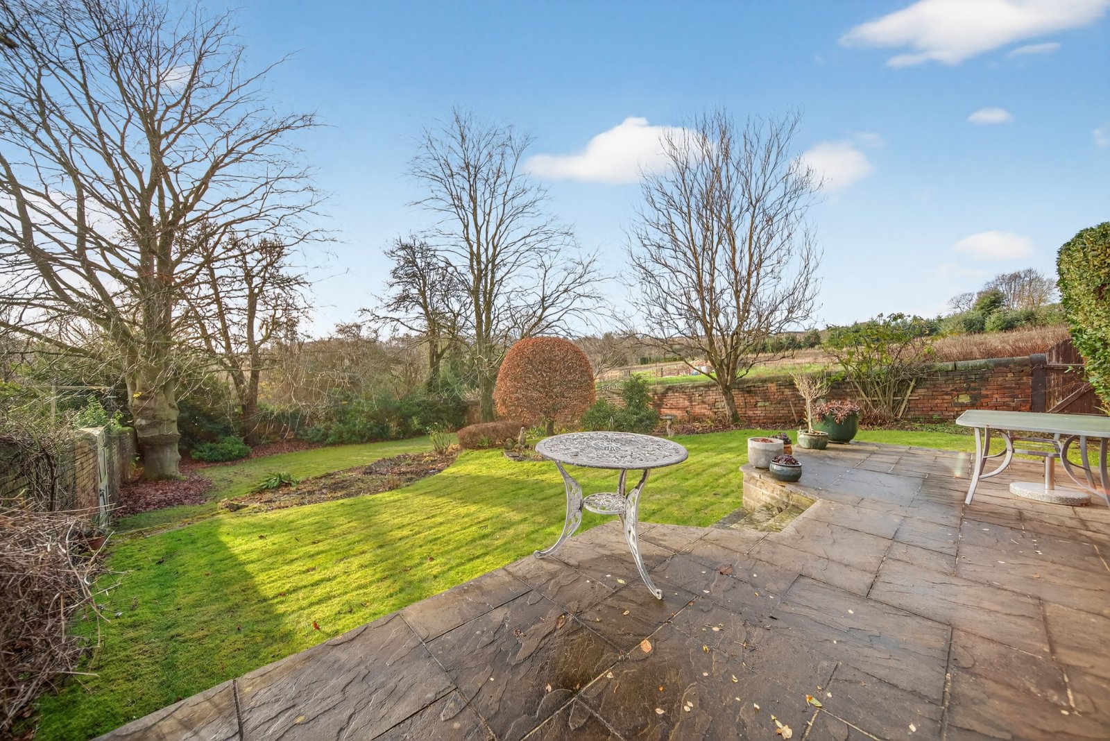 Hough Side Road, Pudsey, West Yorkshire, LS28