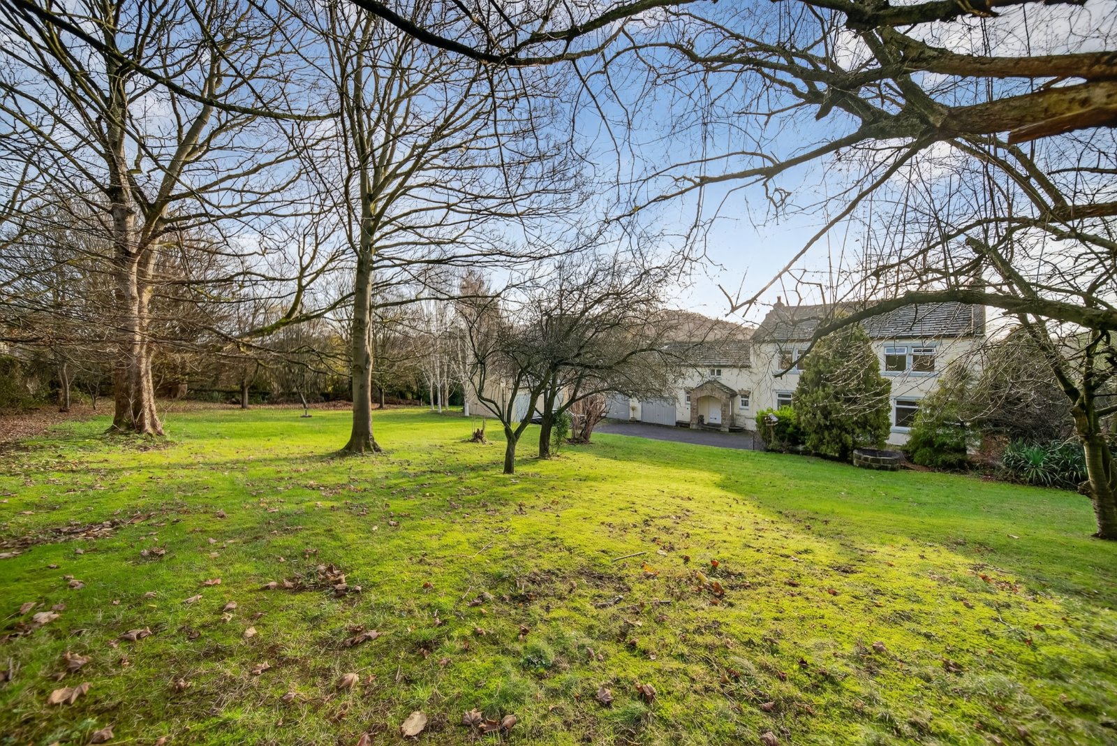 Hough Side Road, Pudsey, West Yorkshire, LS28