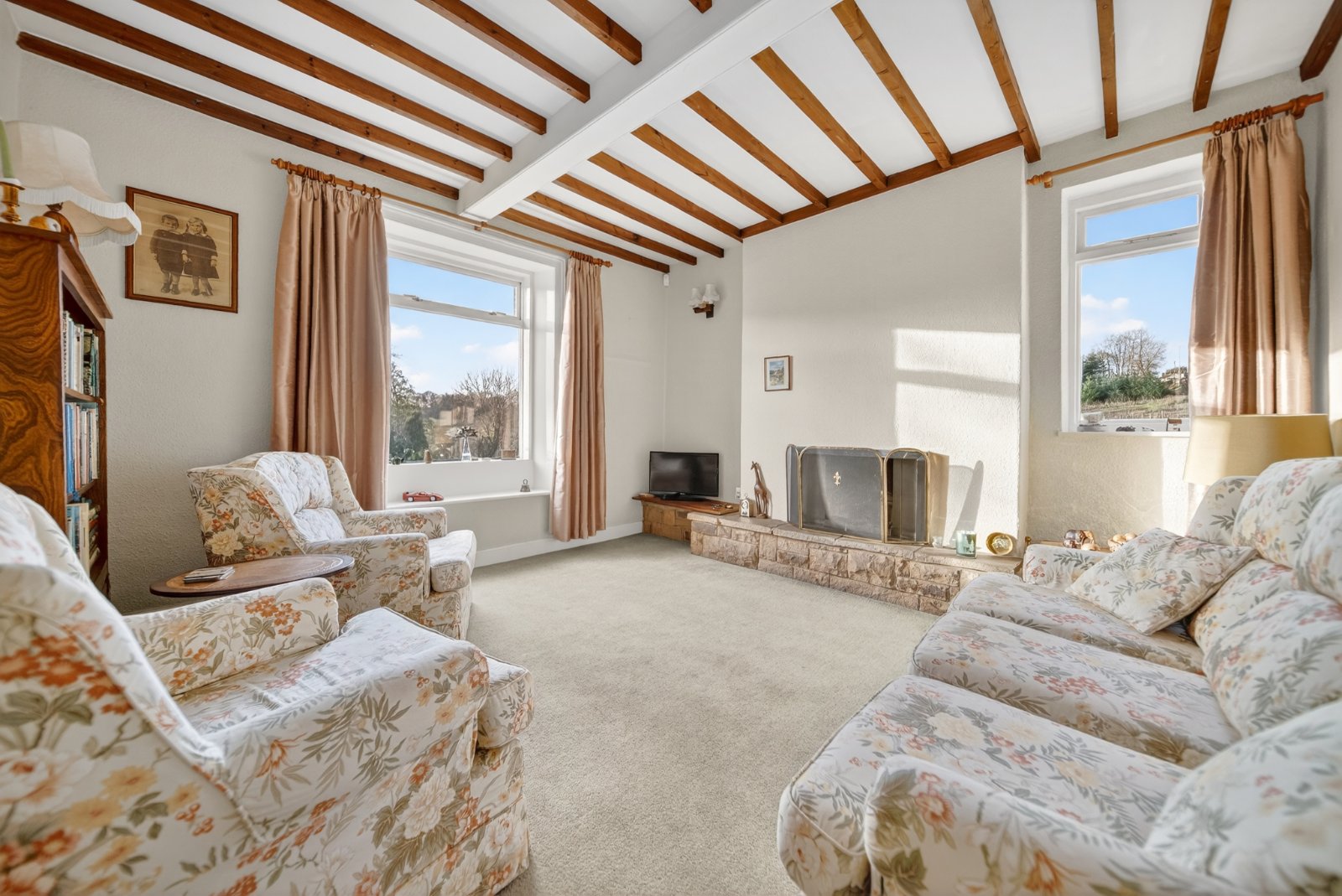 Hough Side Road, Pudsey, West Yorkshire, LS28