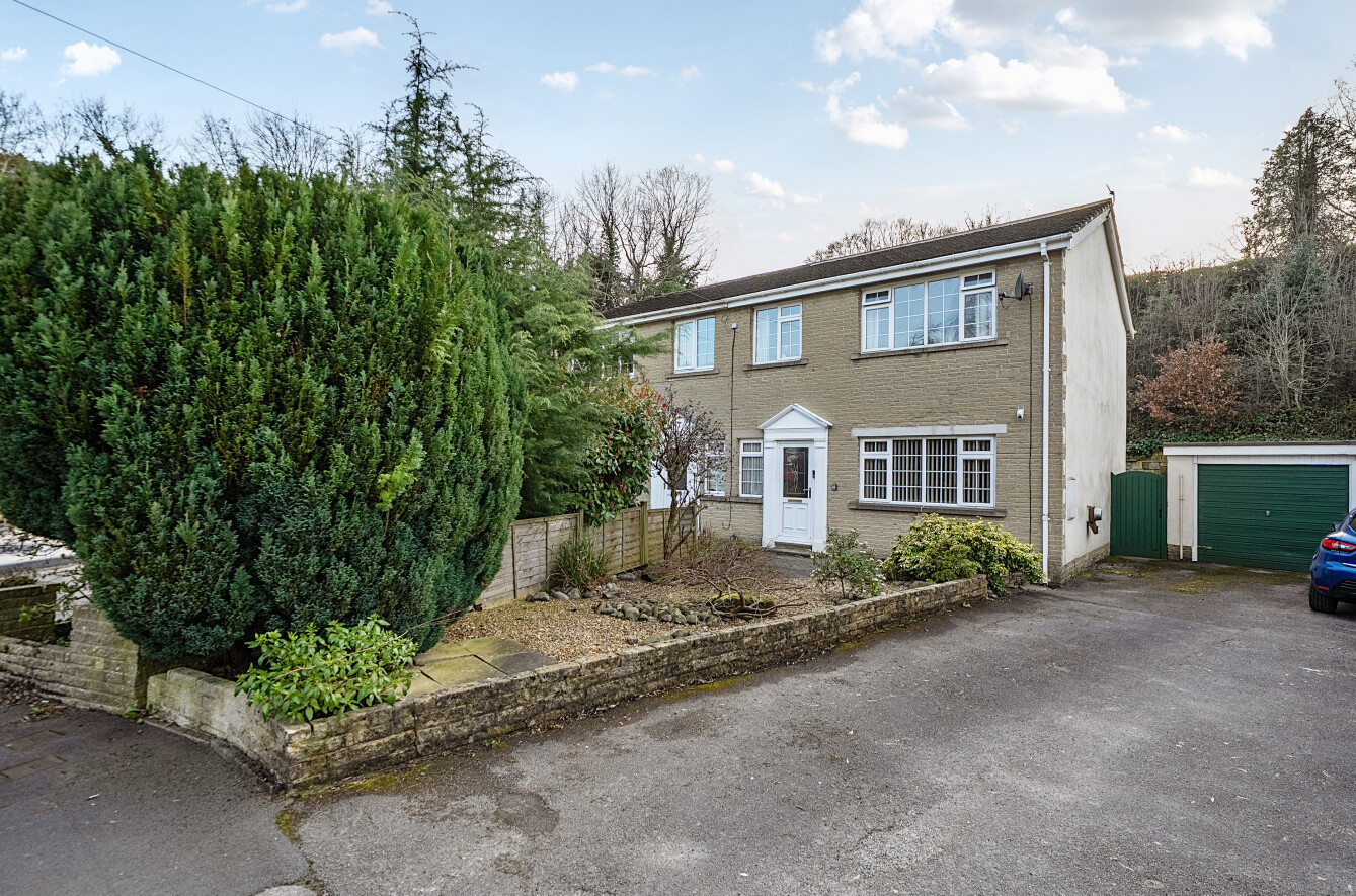 Easby Close, Ilkley, West Yorkshire, LS29 - Hardisty