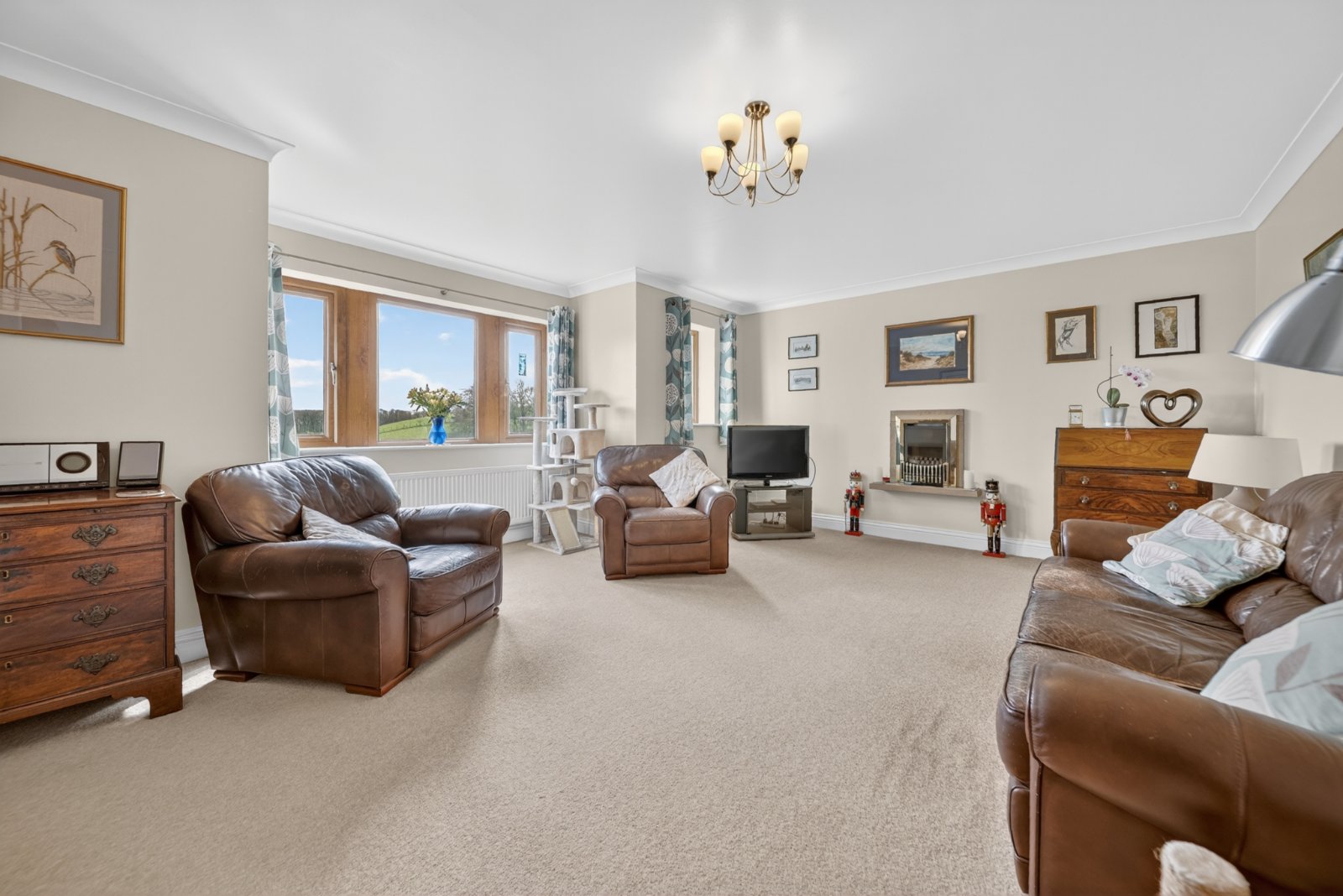 Tarn Moor Crescent, Skipton, North Yorkshire, BD23