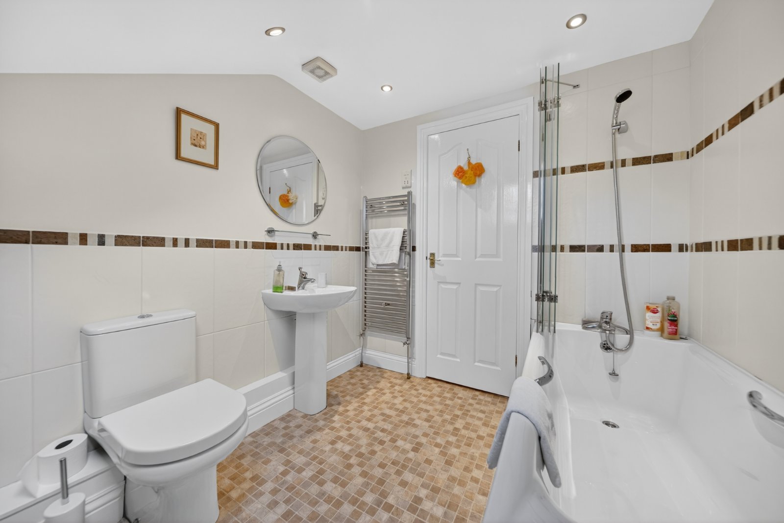 Tarn Moor Crescent, Skipton, North Yorkshire, BD23