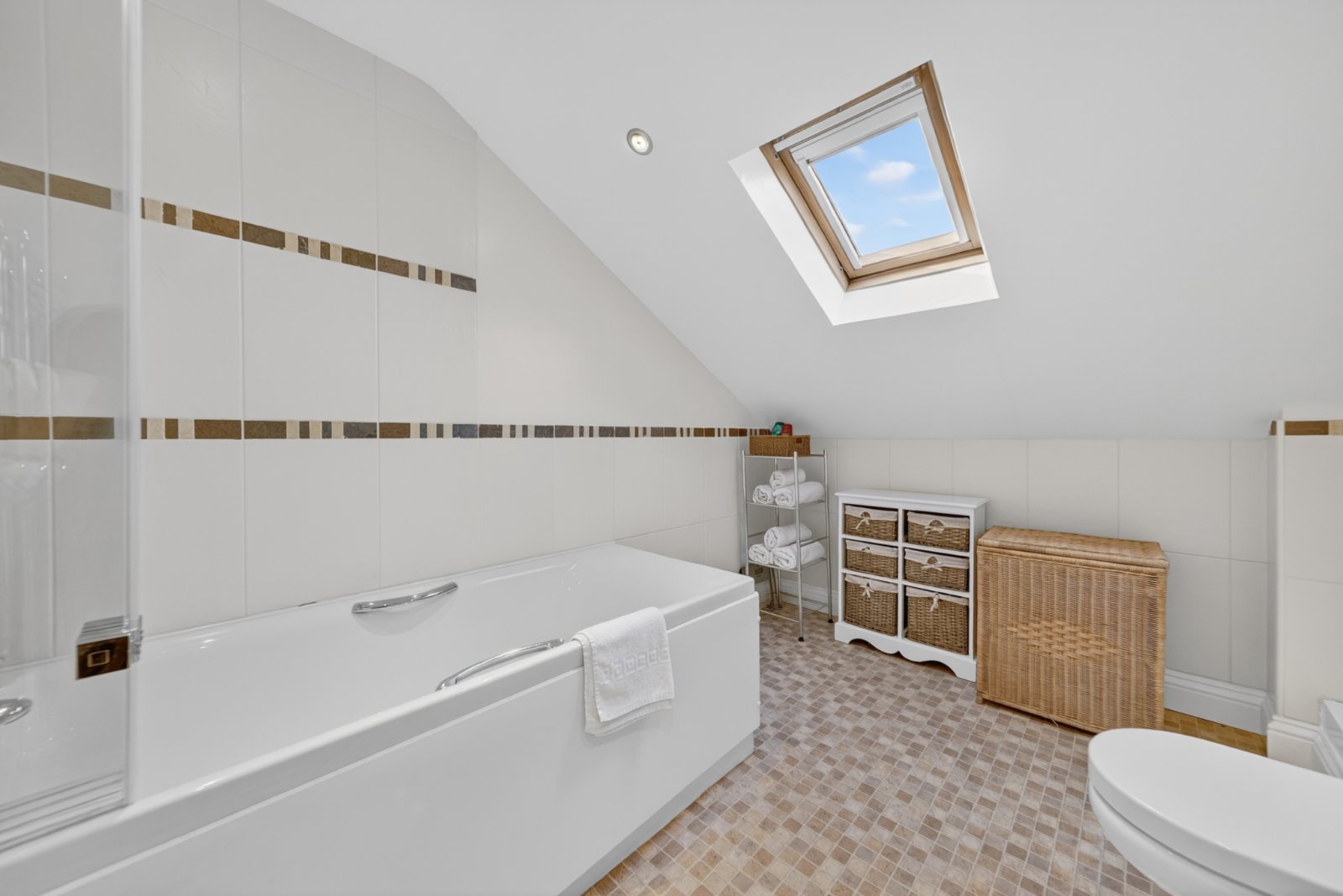 Tarn Moor Crescent, Skipton, North Yorkshire, BD23