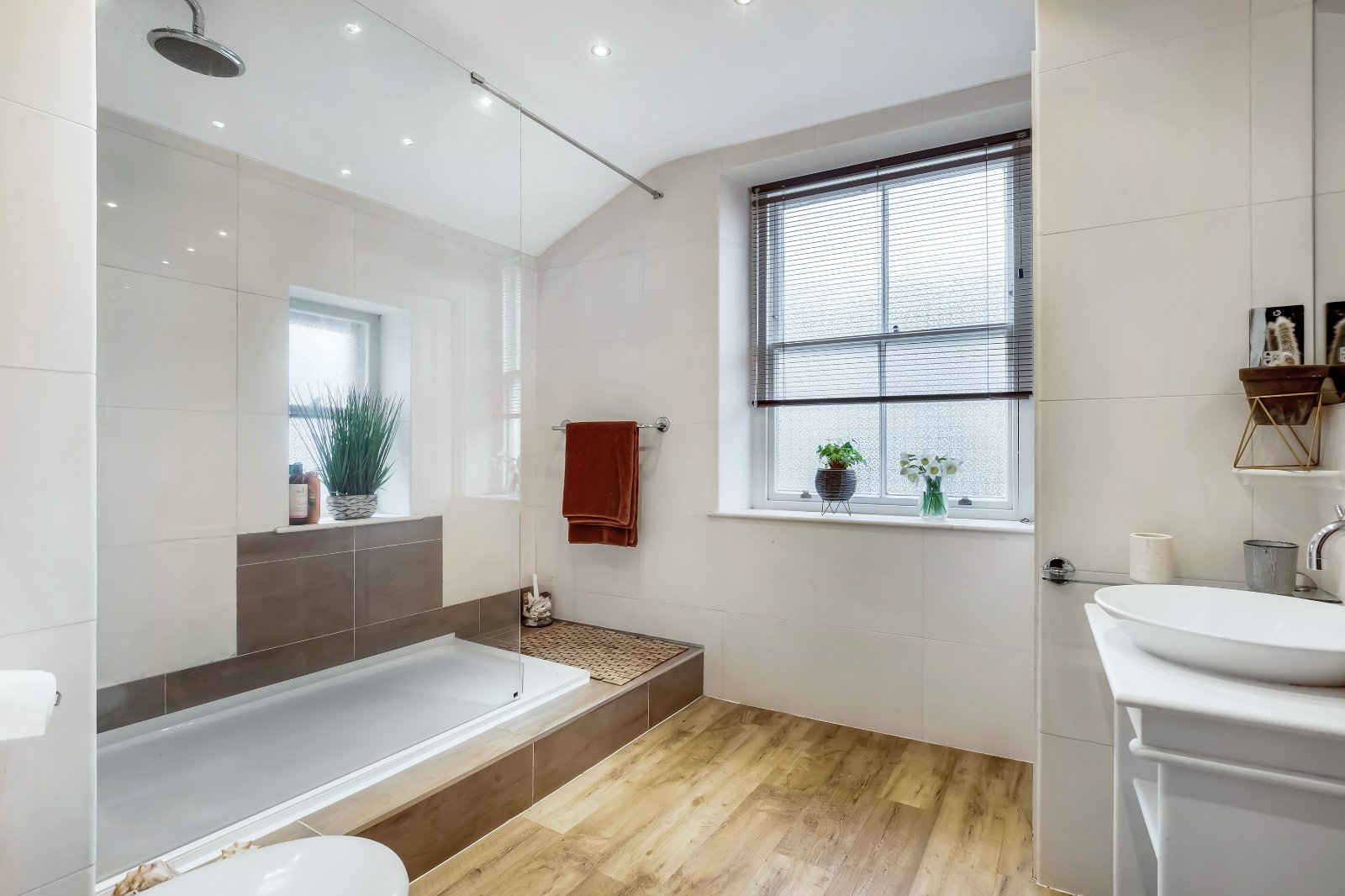 Grove Road, Ilkley, West Yorkshire, LS29