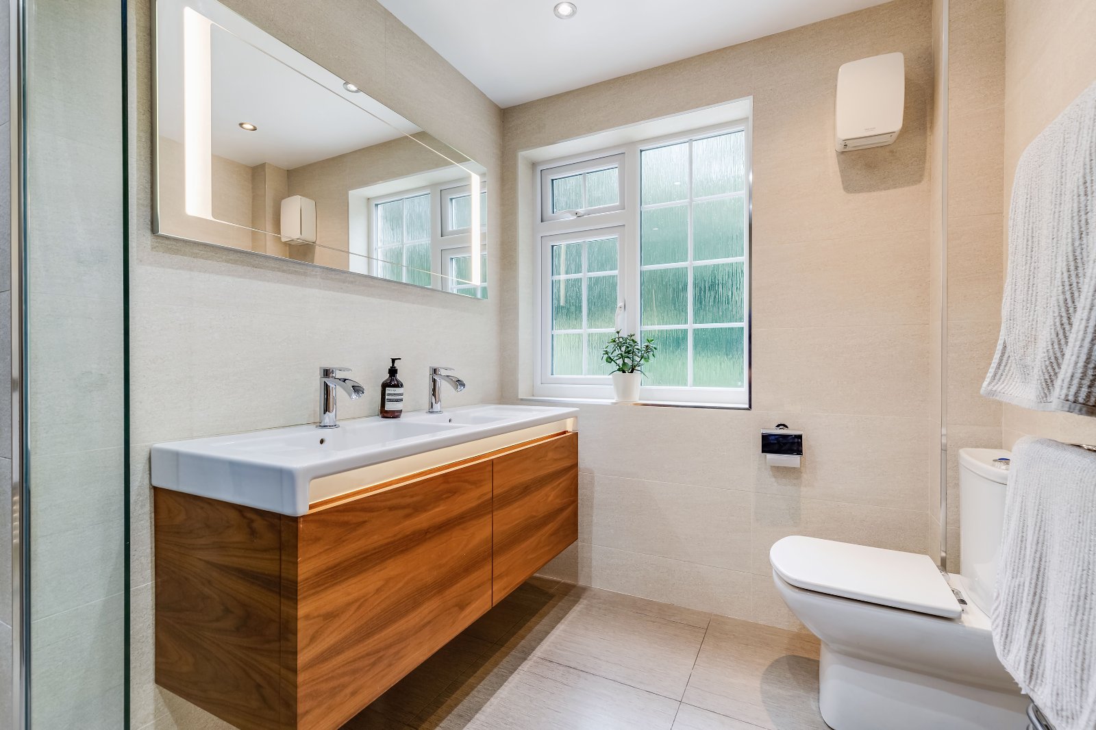 Wood Royd Gardens, Ben Rhydding, Ilkley, West Yorkshire, LS29