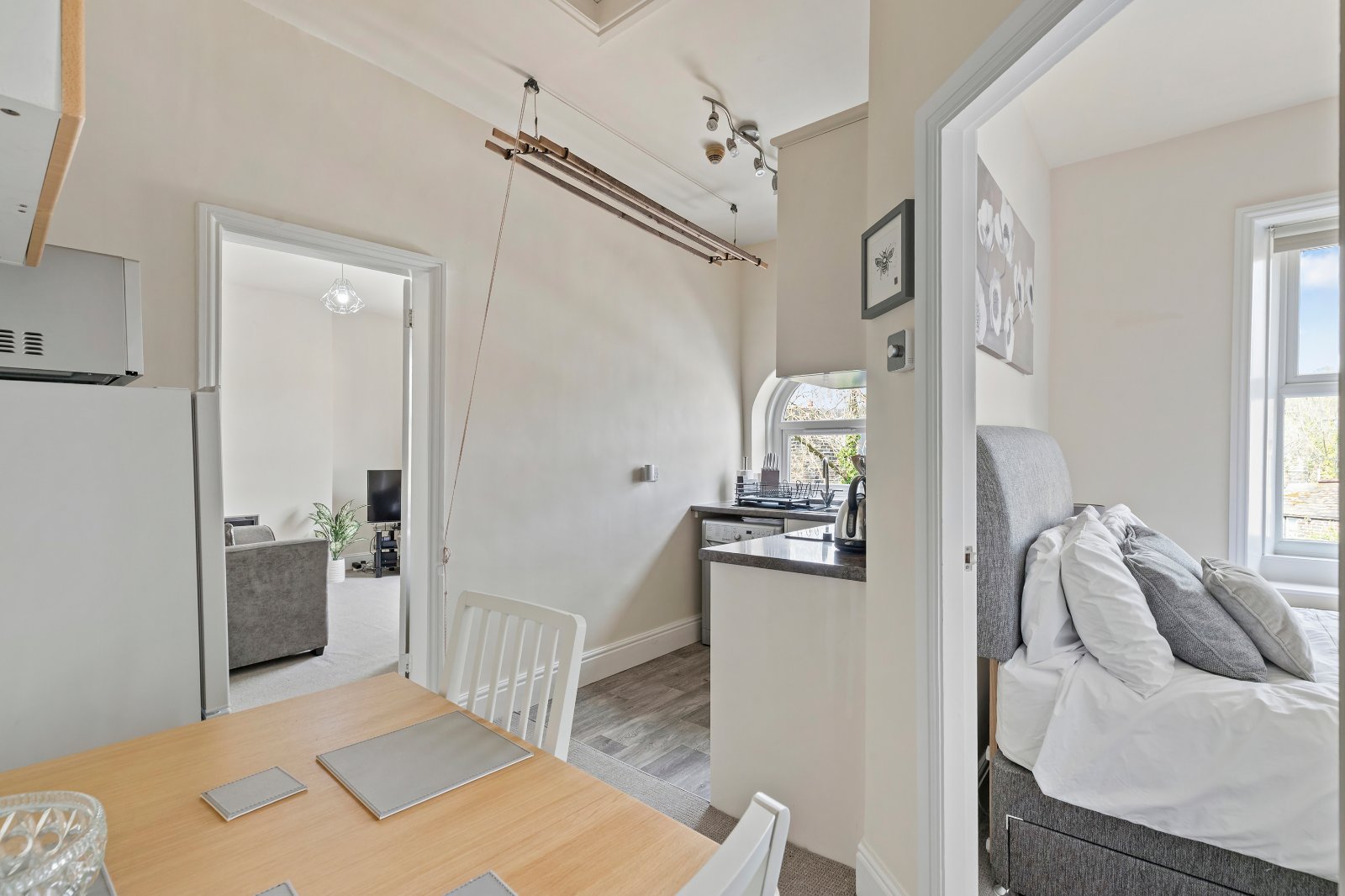 Bolton Road, Silsden, Keighley, West Yorkshire, BD20 - Hardisty