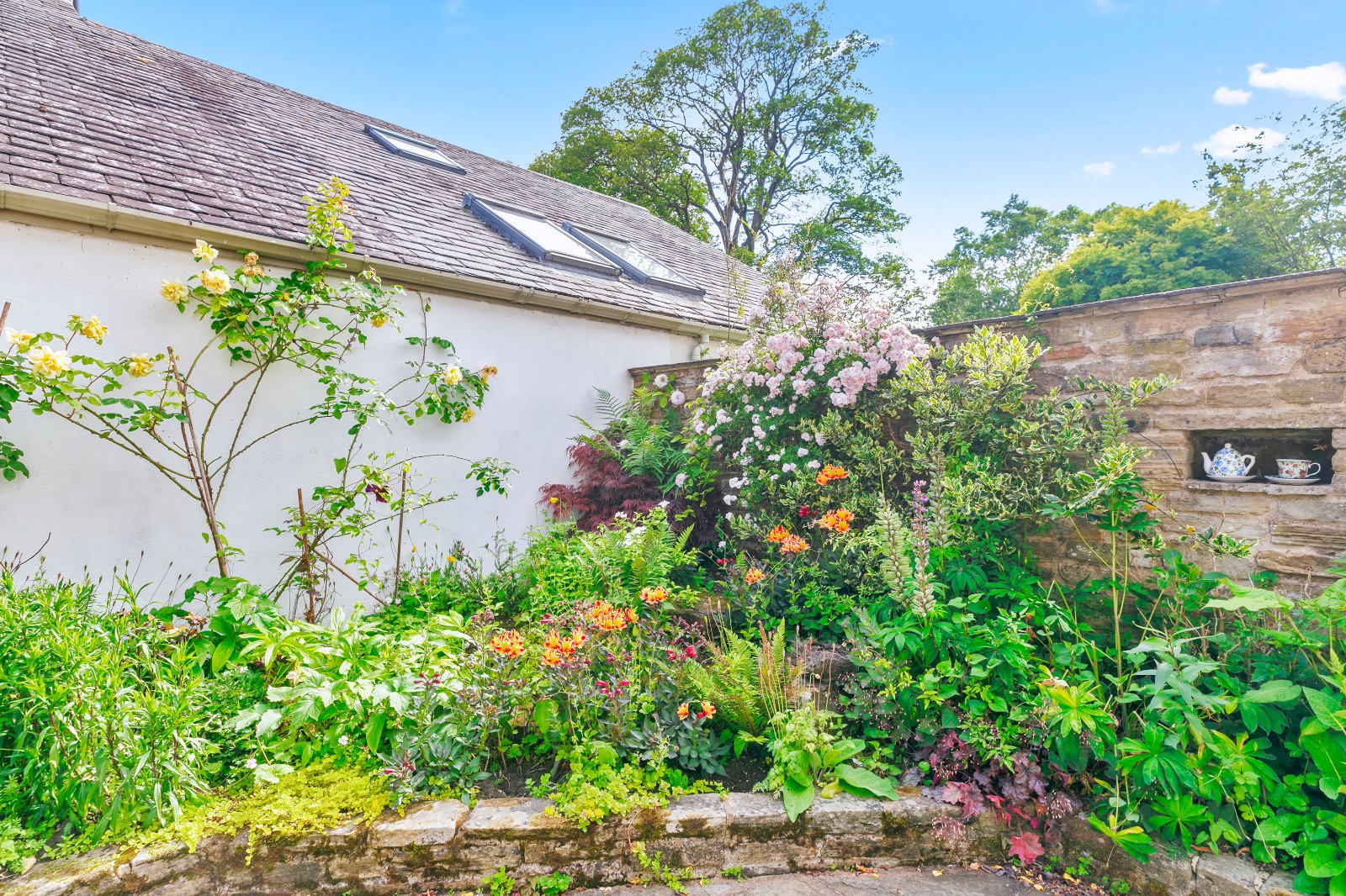 Smithy Greaves, Low Mill Village, Addingham, West Yorkshire, LS29