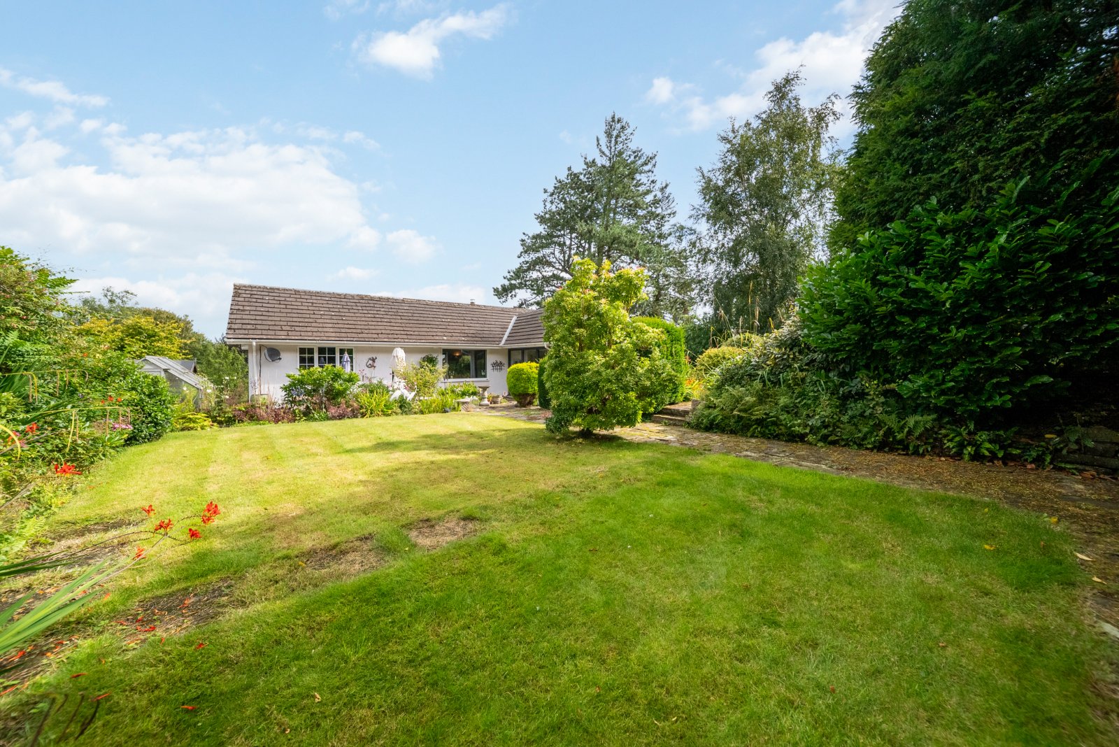 Parish Ghyll Lane, Ilkley, West Yorkshire, LS29