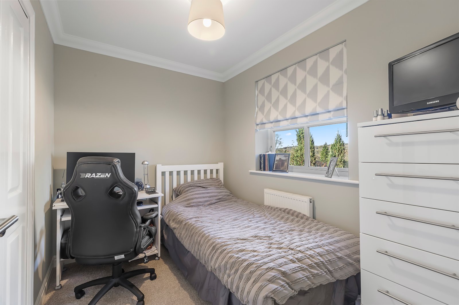 Vale Gardens, Ilkley, West Yorkshire, LS29