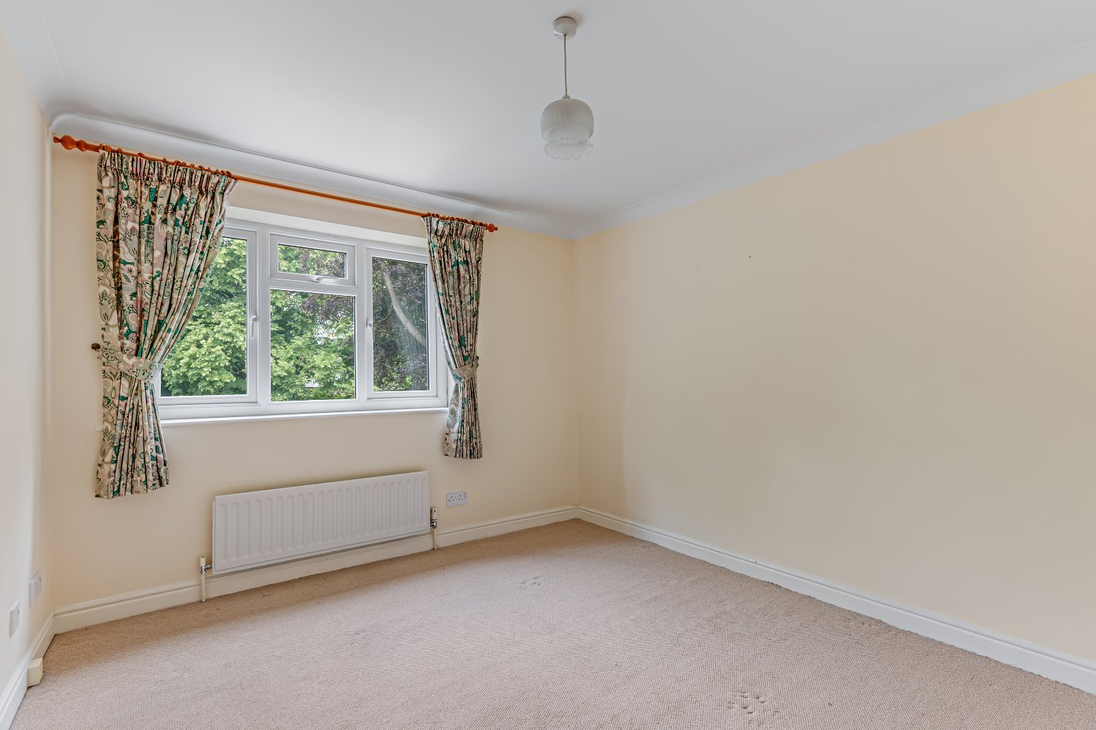 Grove Road, Ilkley, West Yorkshire, UK, LS29