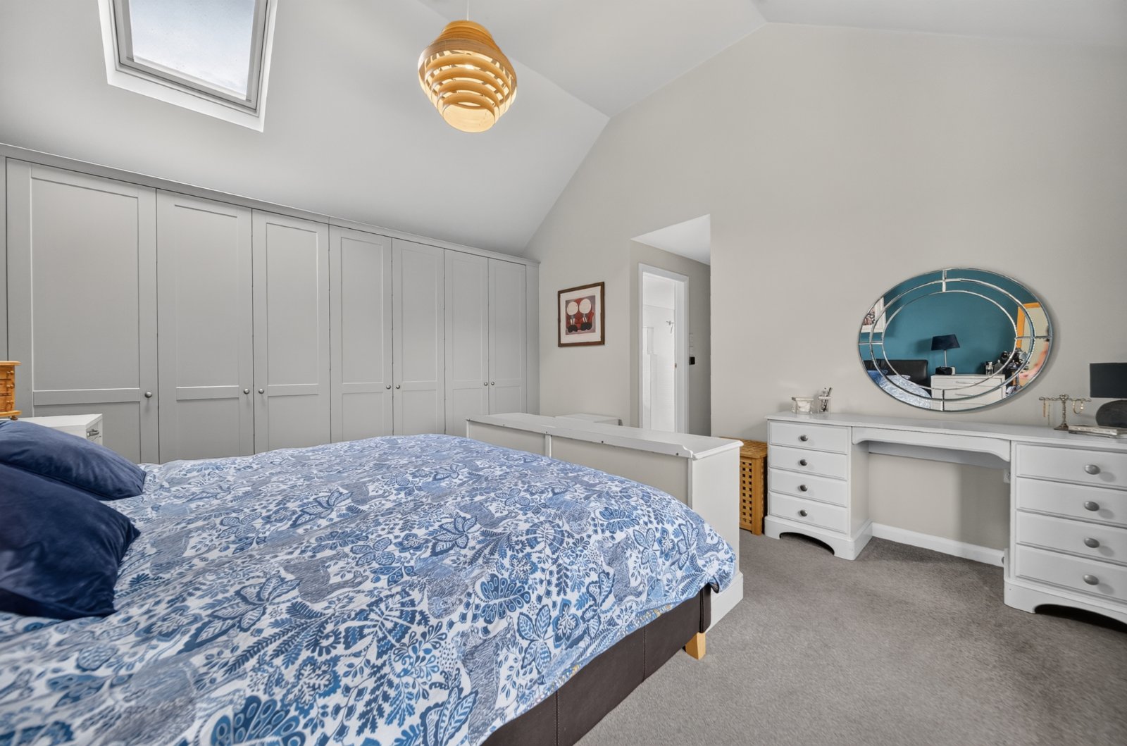 Hollingwood Gate, Ilkley, West Yorkshire, LS29