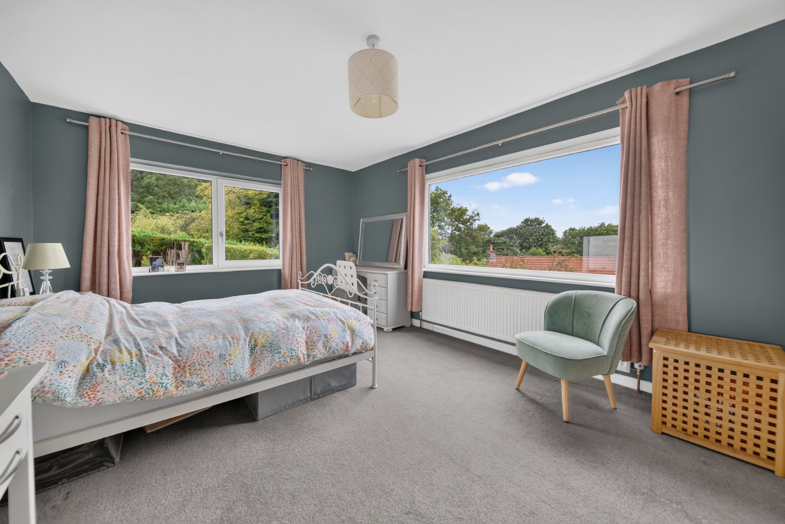 Hollingwood Gate, Ilkley, West Yorkshire, LS29