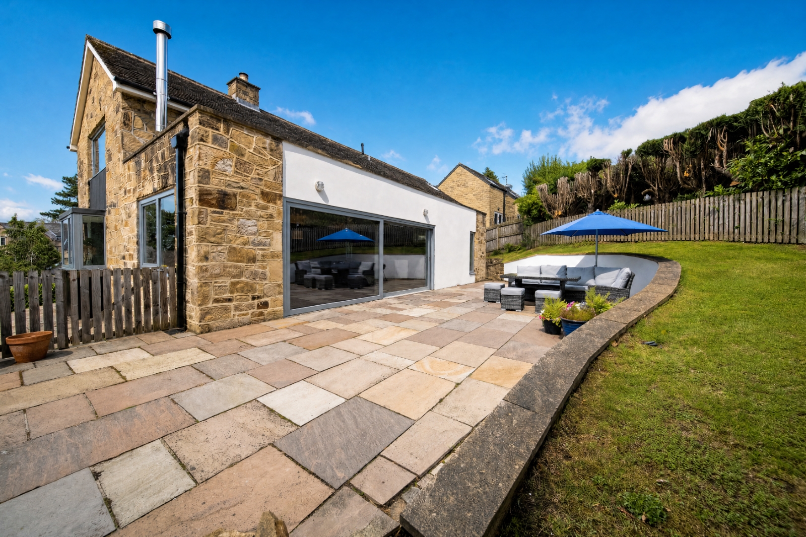 Hollingwood Gate, Ilkley, West Yorkshire, LS29