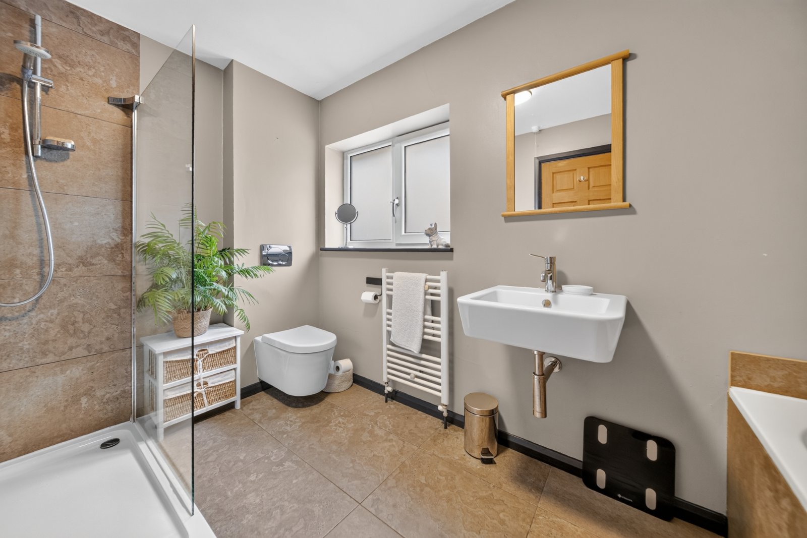 Hollingwood Gate, Ilkley, West Yorkshire, LS29
