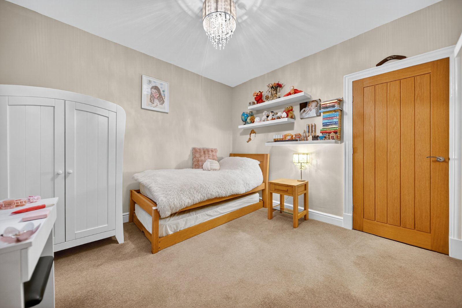 Renton Drive, Guiseley, Leeds, West Yorkshire, LS20