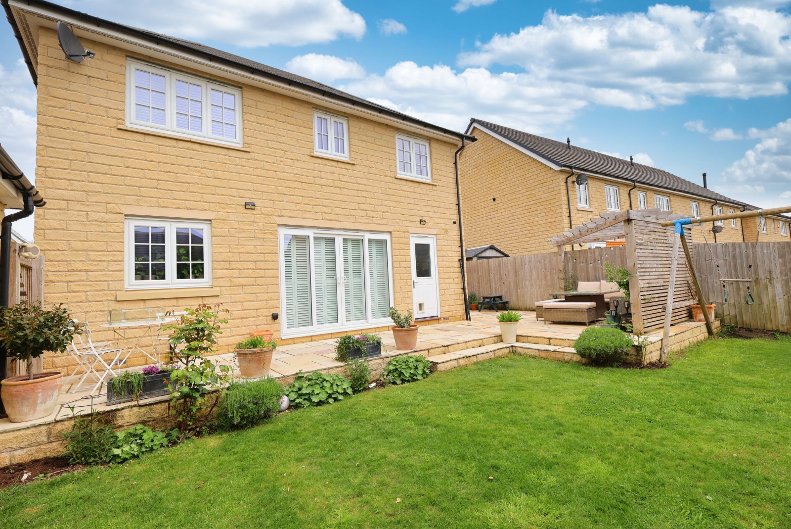 Bletchley Way, Horsforth, Leeds, West Yorkshire, LS18
