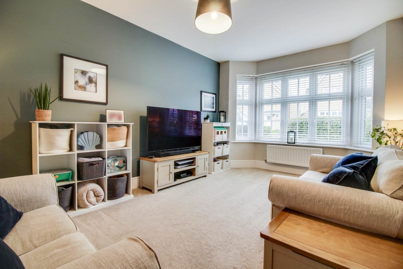 Bletchley Way, Horsforth, Leeds, West Yorkshire, LS18