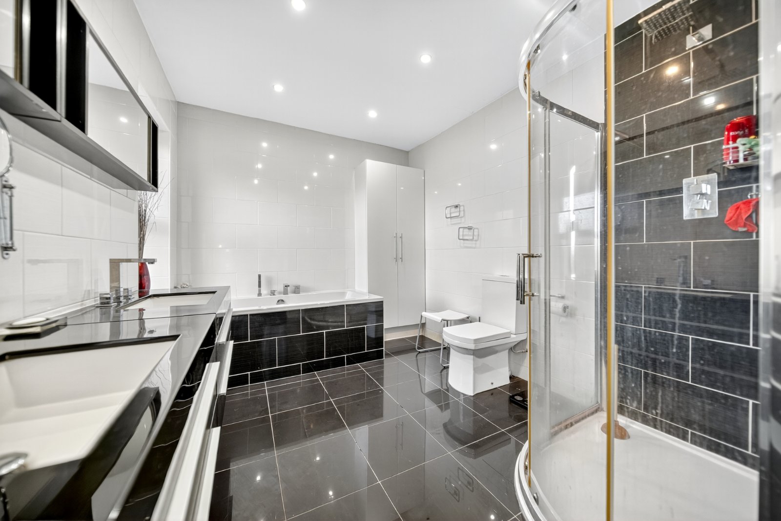 Shell Lane, Calverley, Pudsey, West Yorkshire, LS28