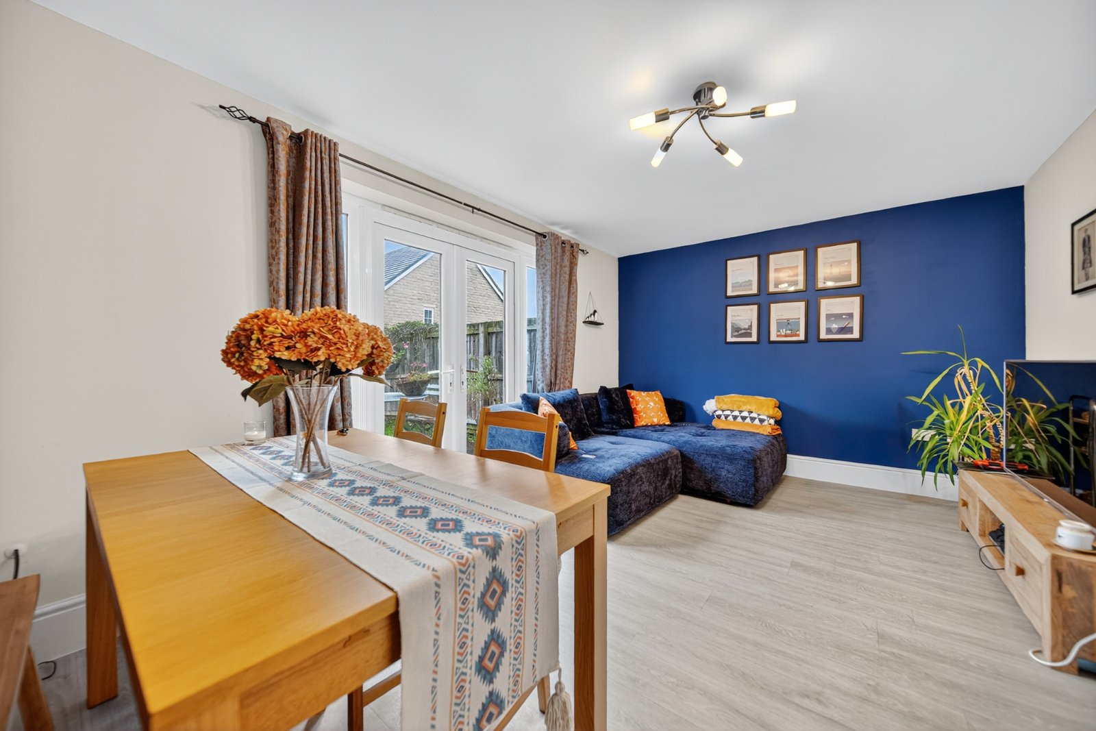 Bletchley Avenue, Horsforth, Leeds, West Yorkshire, LS18 - Hardisty