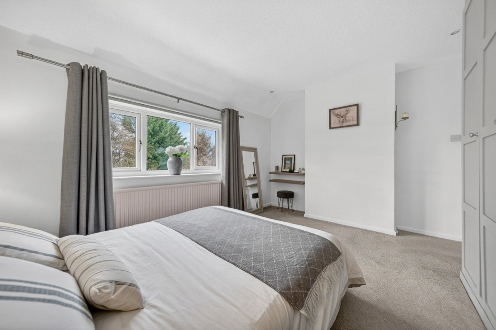 Hawksworth Lane, Guiseley, Leeds, West Yorkshire, LS20