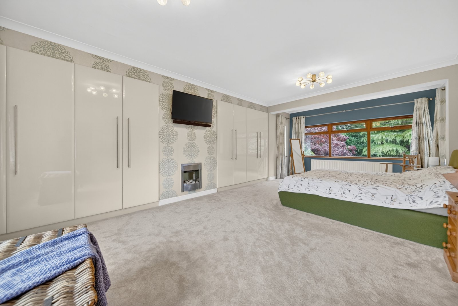 Clara Drive, Calverley, Pudsey, West Yorkshire, LS28
