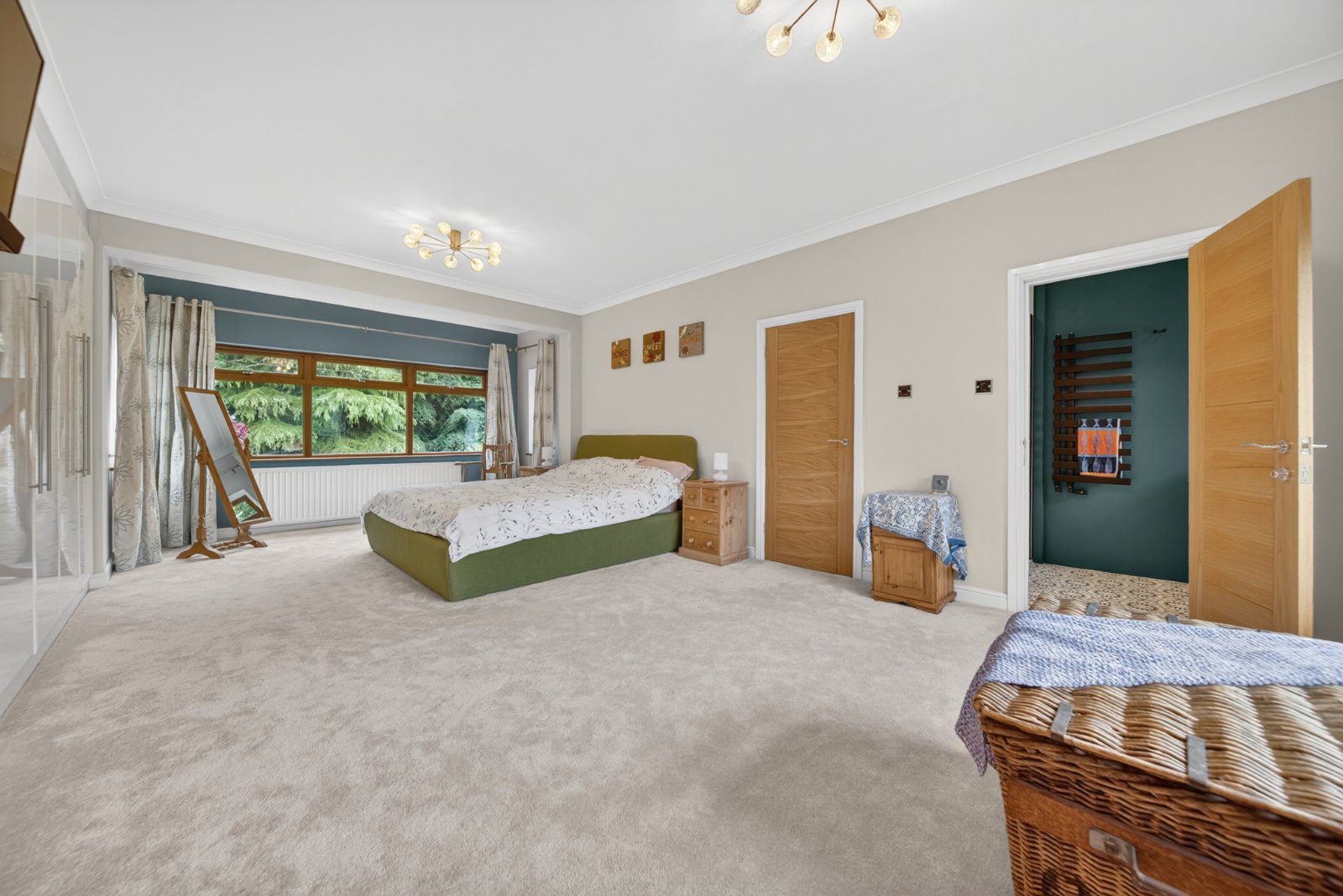 Clara Drive, Calverley, Pudsey, West Yorkshire, LS28