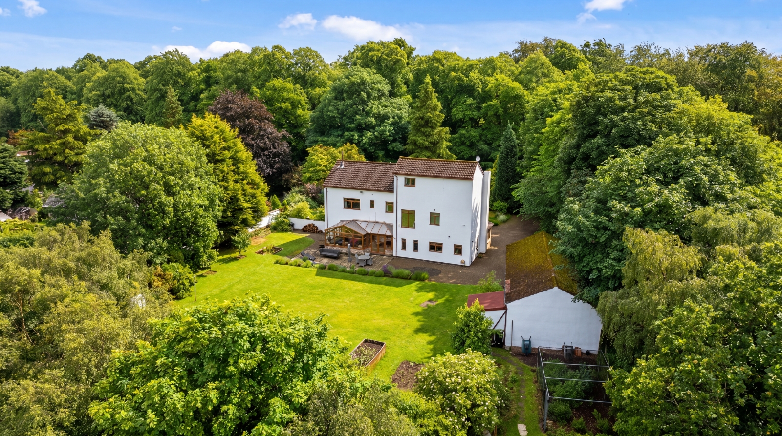 Clara Drive, Calverley, Pudsey, West Yorkshire, LS28