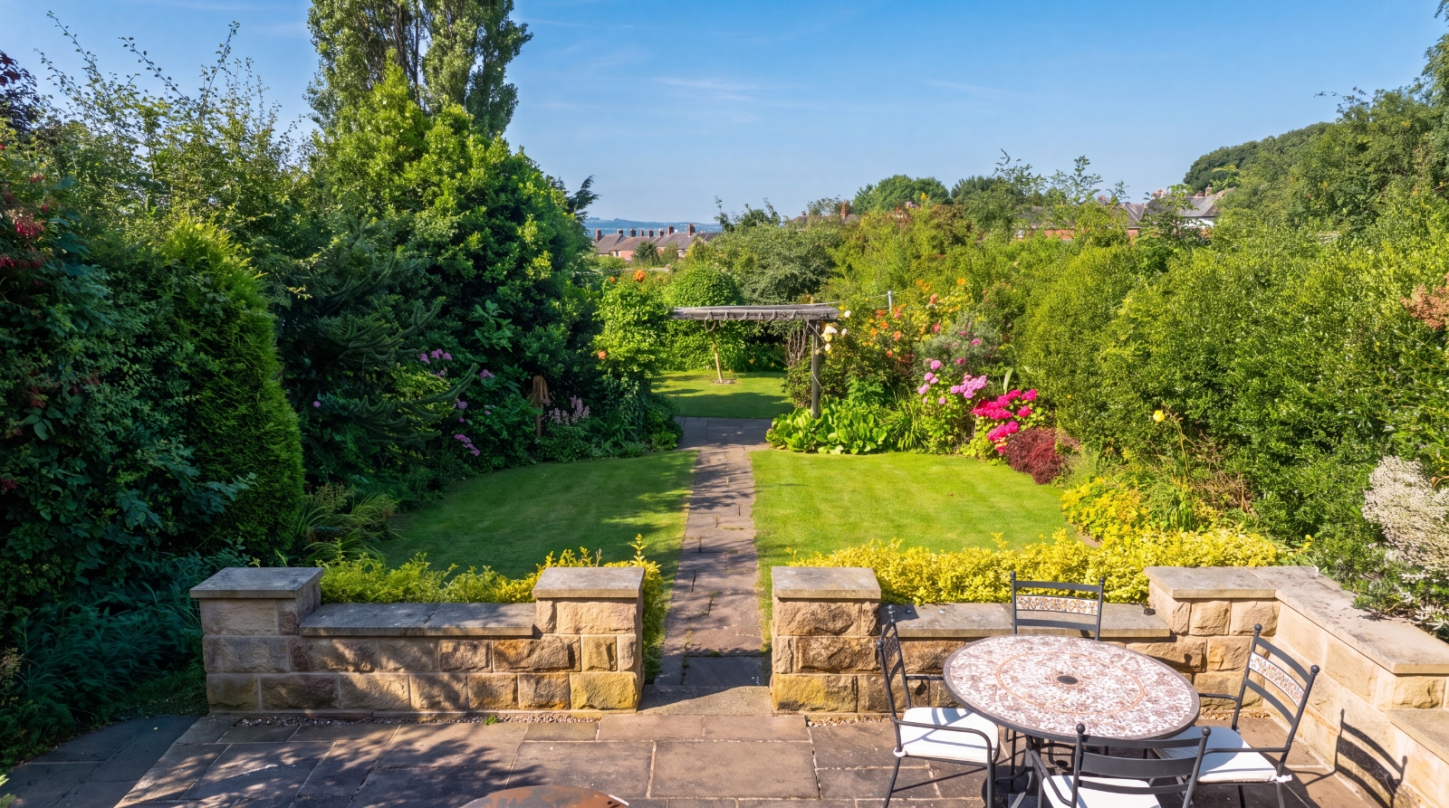 Broadgate Lane, Horsforth, Leeds, West Yorkshire, LS18