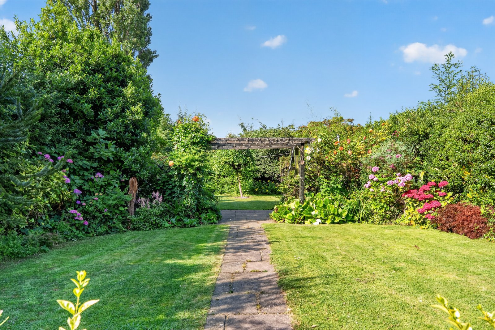 Broadgate Lane, Horsforth, Leeds, West Yorkshire, LS18