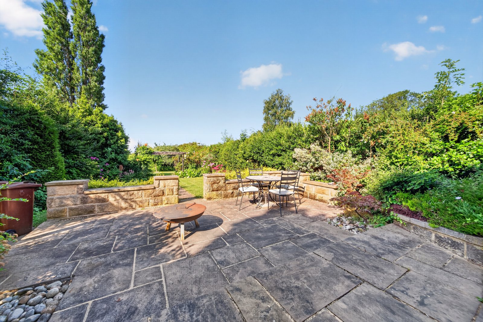 Broadgate Lane, Horsforth, Leeds, West Yorkshire, LS18