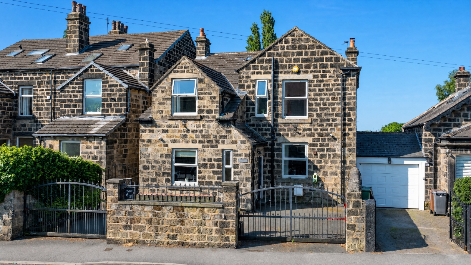 Broadgate Lane, Horsforth, Leeds, West Yorkshire, LS18