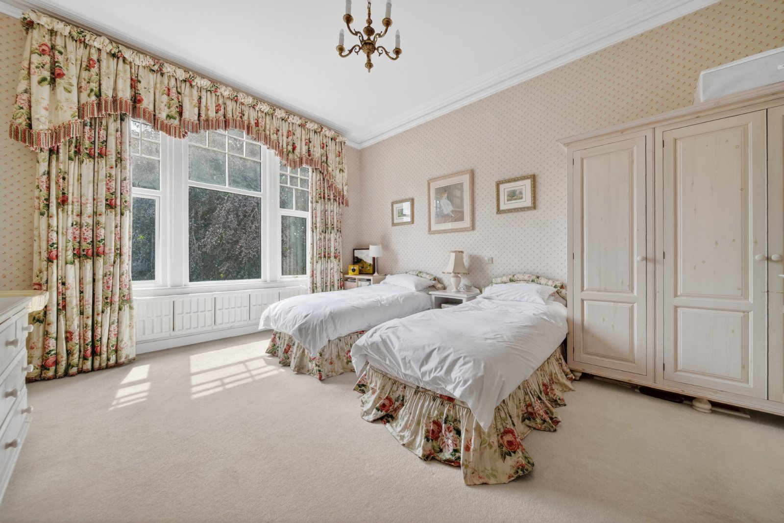 Mitchell Lane, Bradford, West Yorkshire, BD10