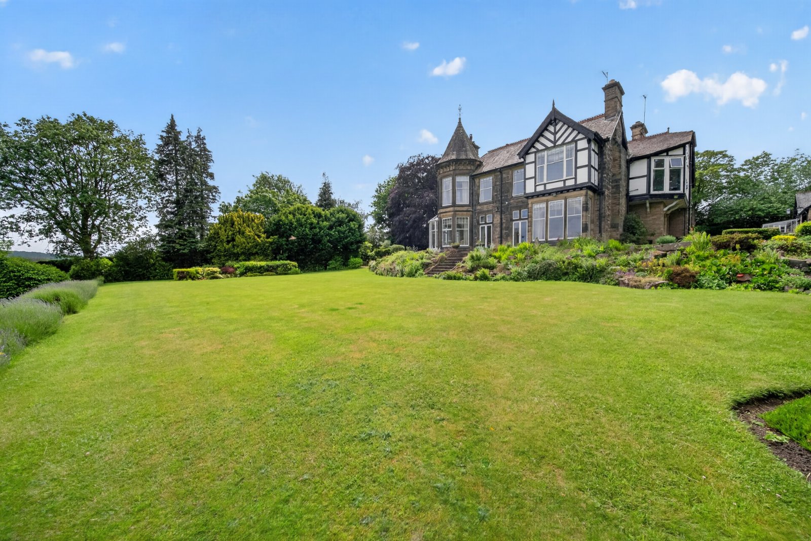 Mitchell Lane, Bradford, West Yorkshire, BD10