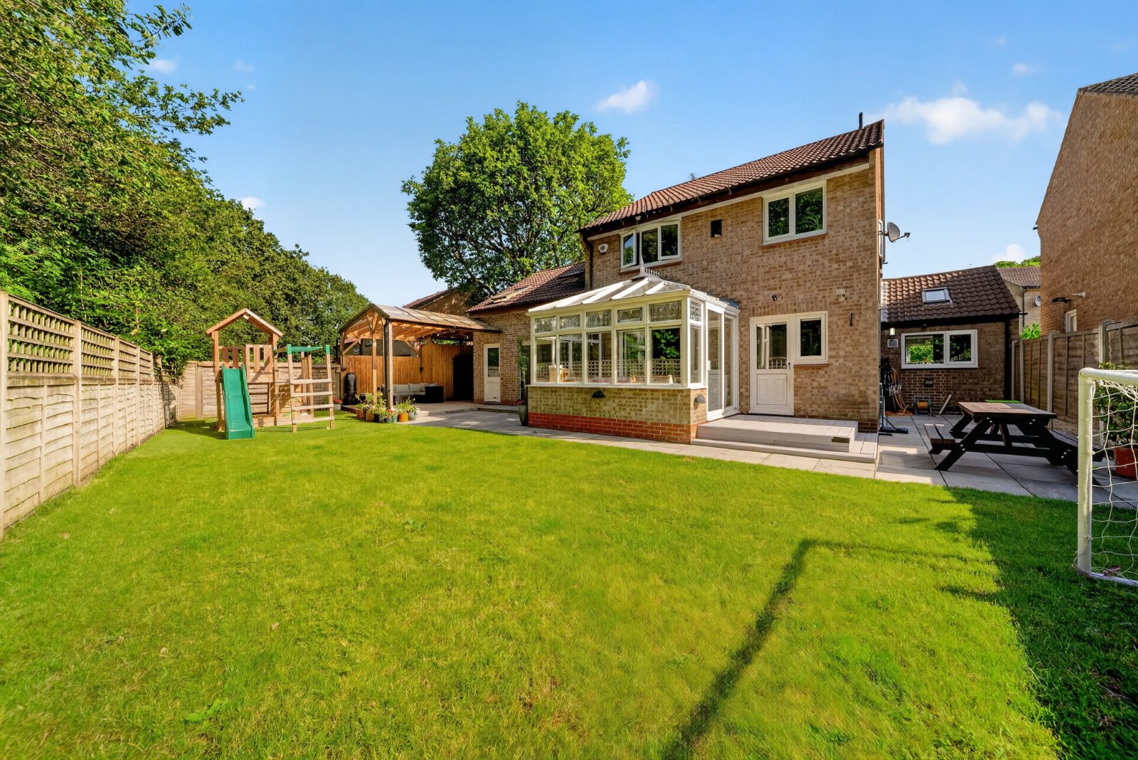 Aspen Mount, Leeds, LS16
