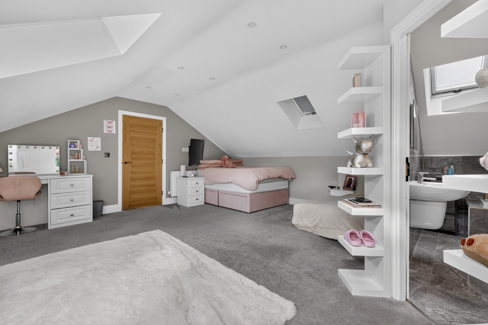 Monson Avenue, Calverley, Pudsey, West Yorkshire, LS28