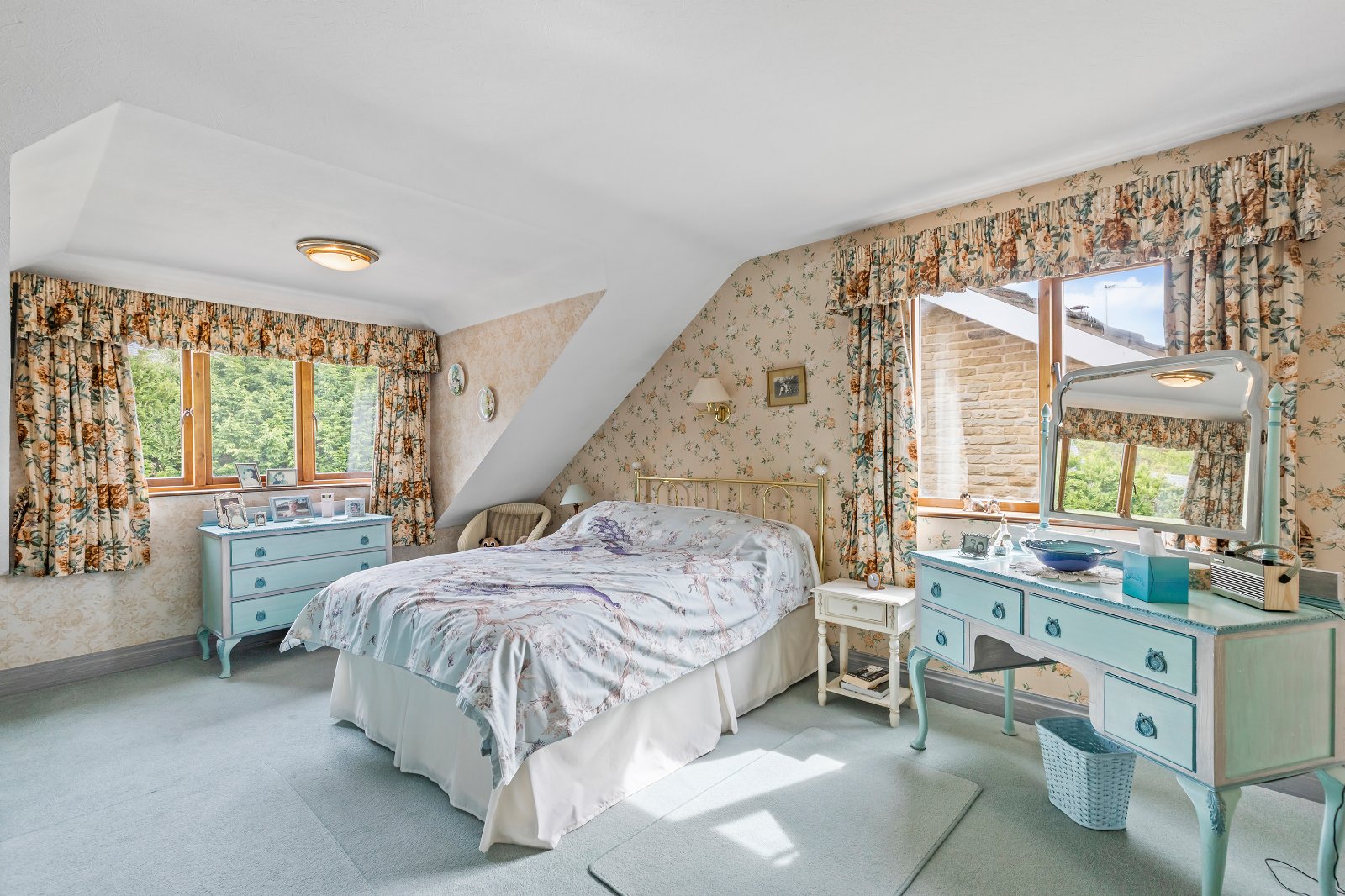 Hillings Lane, Hawksworth, Leeds, West Yorkshire, LS20