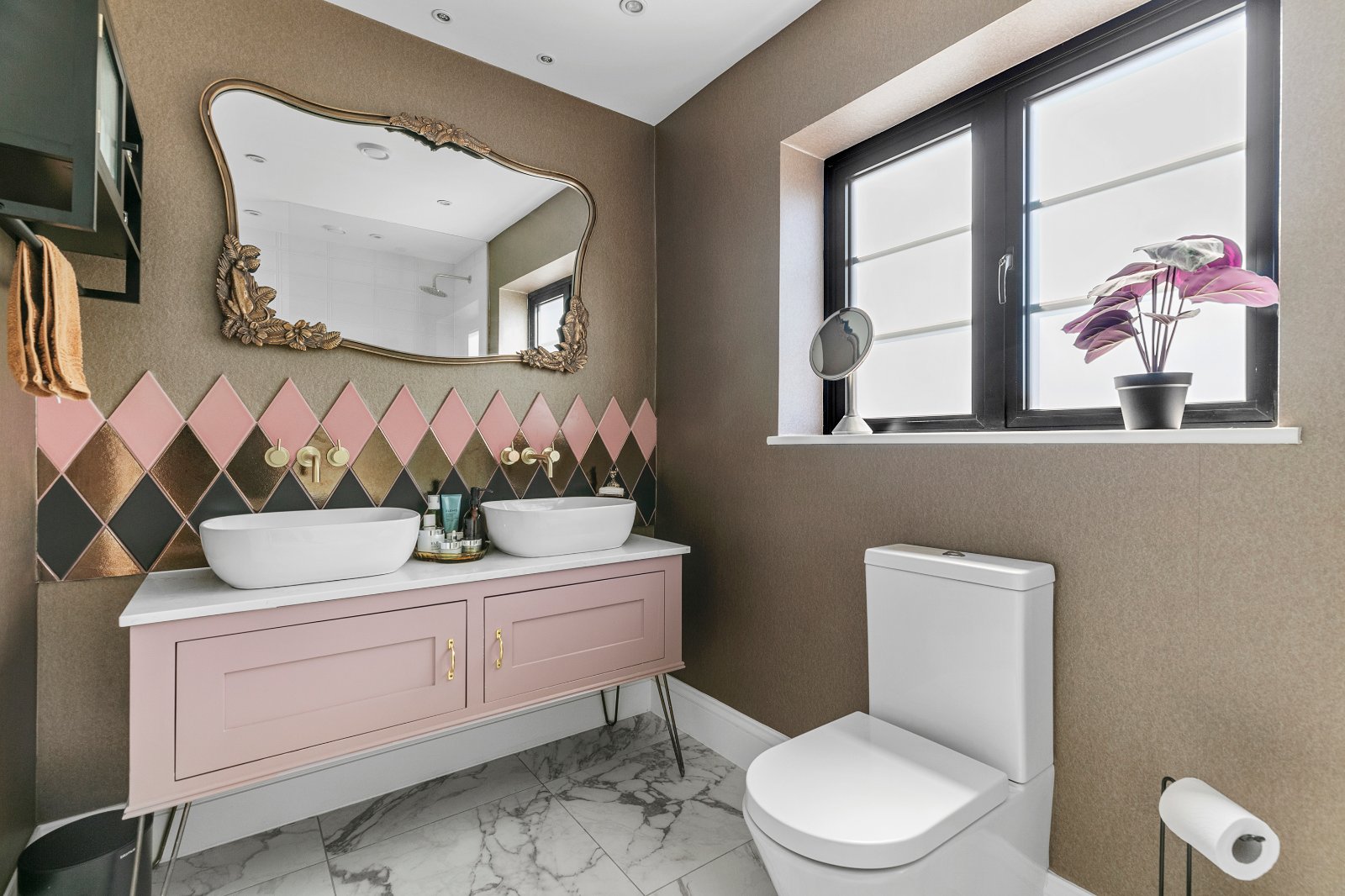 Southway, Manor Park, Burley in Wharfedale, Ilkley, LS29