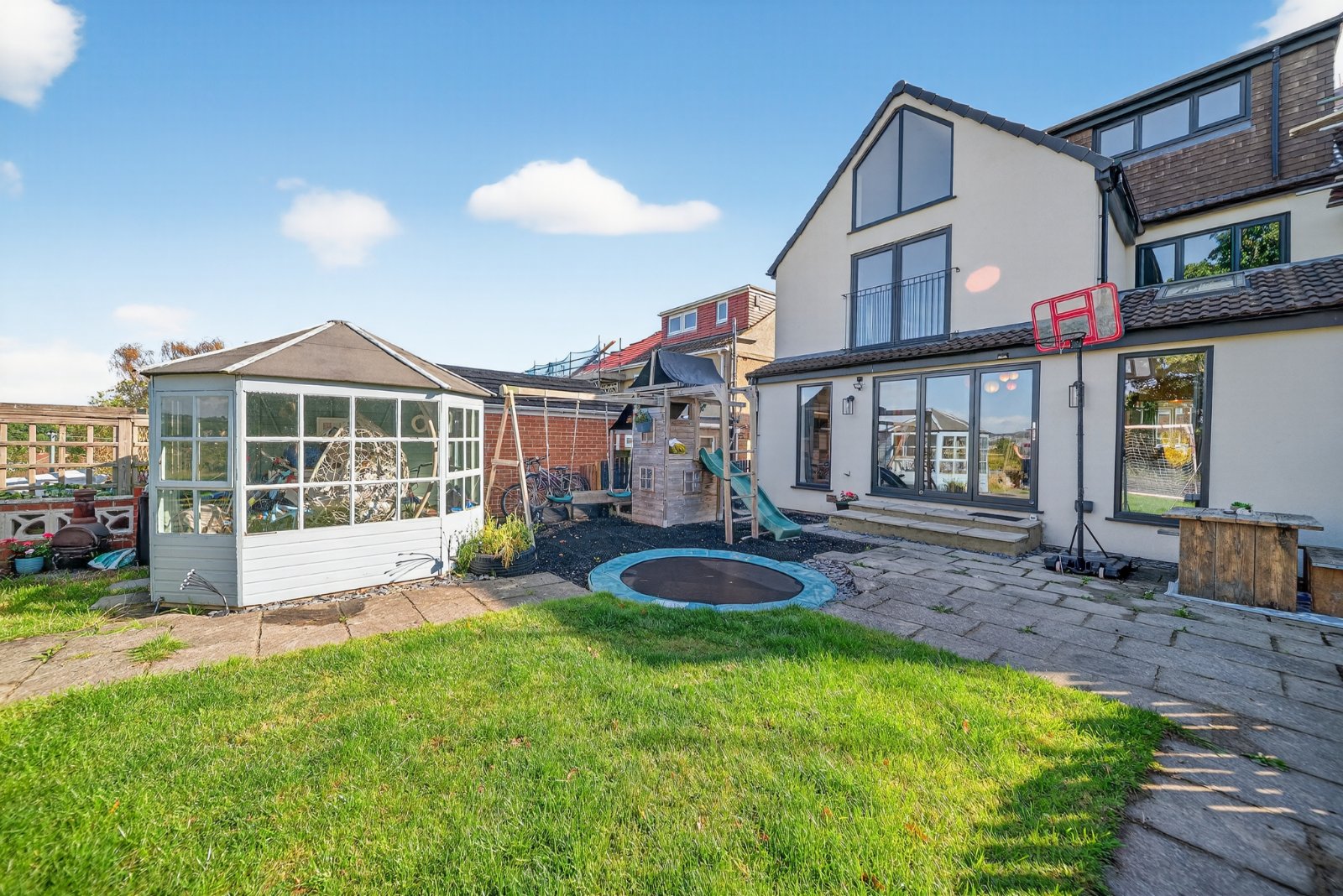 Carr Hill Drive, Calverley, Pudsey, West Yorkshire, LS28