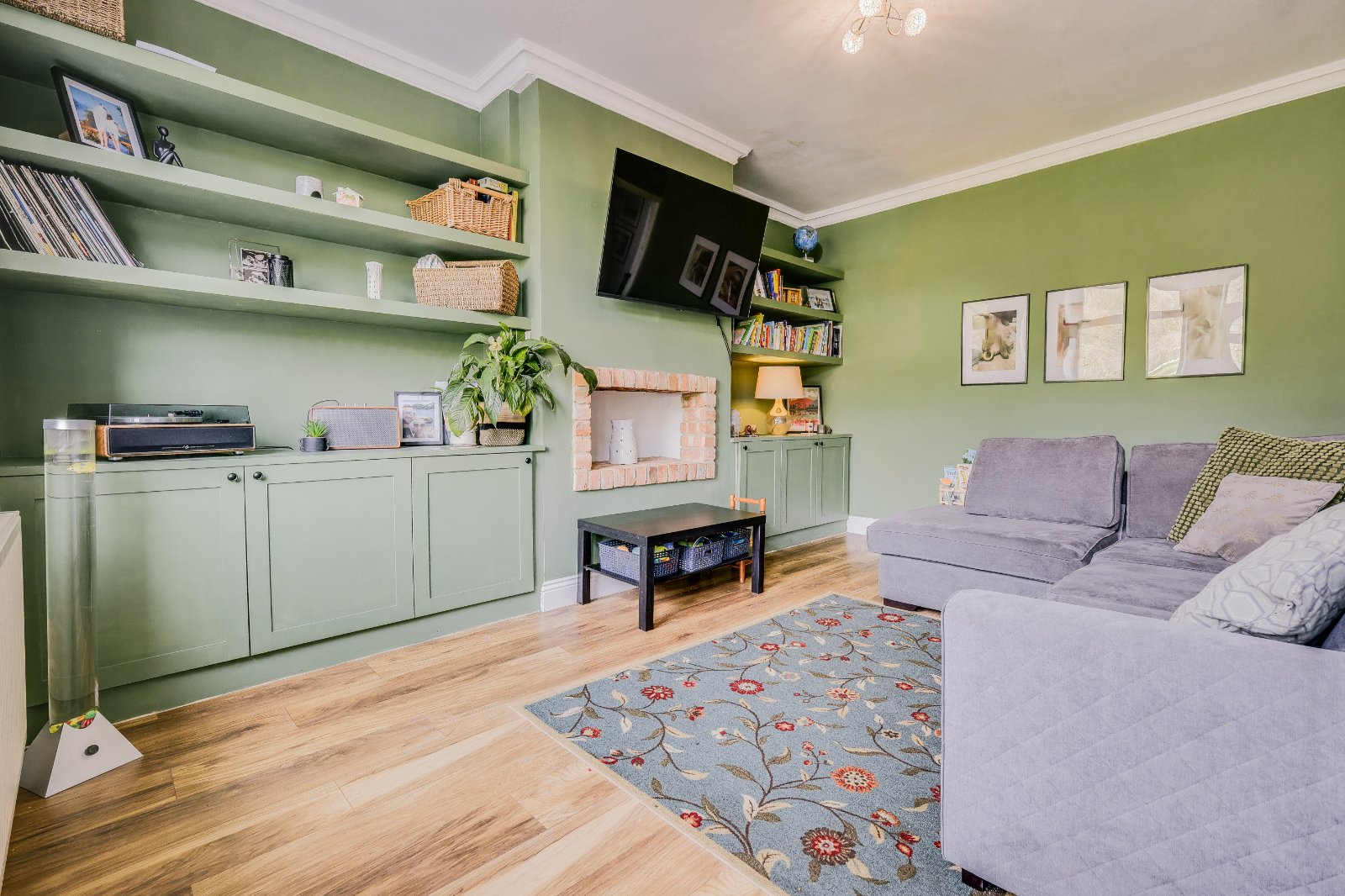 Low Bank Street, Farsley, Pudsey, West Yorkshire, LS28 - Hardisty